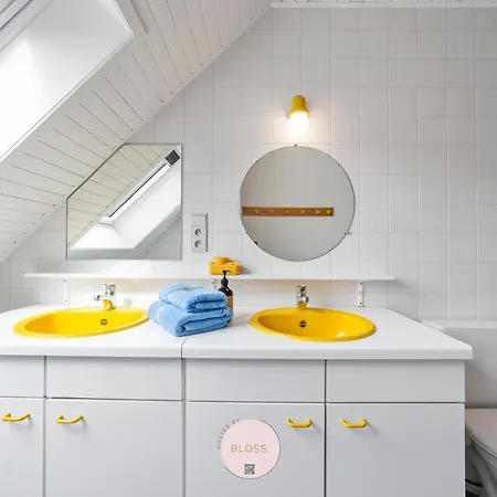 Stuifduinenhuis By Bloss, Aan De Duinen Met Grote Tuin Koksijde